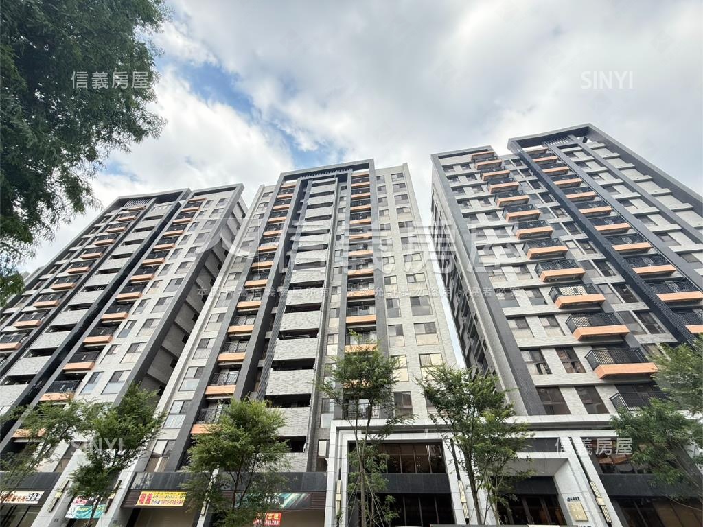 次頂樓的理想兩房車位居所房屋室內格局與周邊環境