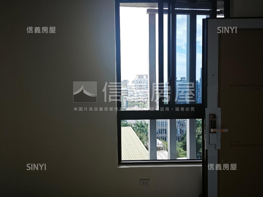 三創鼎爵邊間兩房房屋室內格局與周邊環境