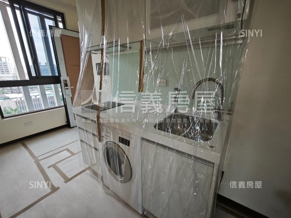 三創鼎爵邊間兩房房屋室內格局與周邊環境