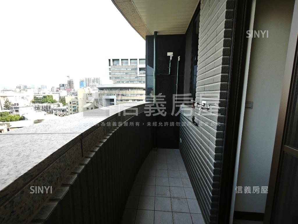 三創鼎爵邊間兩房房屋室內格局與周邊環境