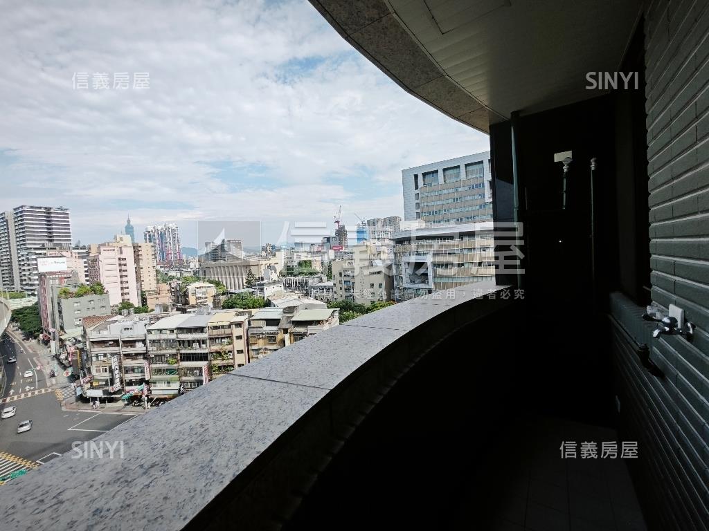 三創鼎爵邊間兩房房屋室內格局與周邊環境