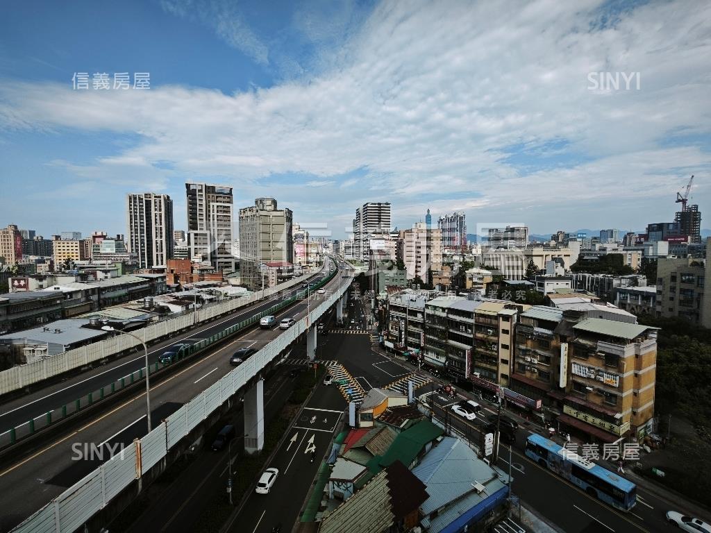 三創鼎爵邊間兩房房屋室內格局與周邊環境