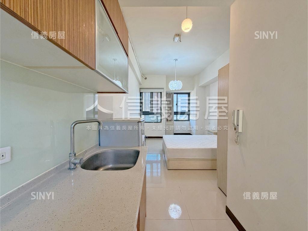 大任我行稀有邊間高樓戶房屋室內格局與周邊環境