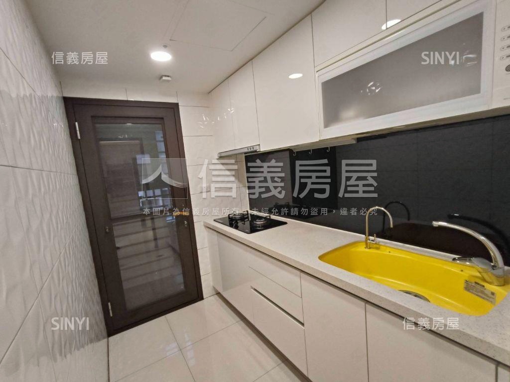 近未來漢神高樓層兩房平車房屋室內格局與周邊環境