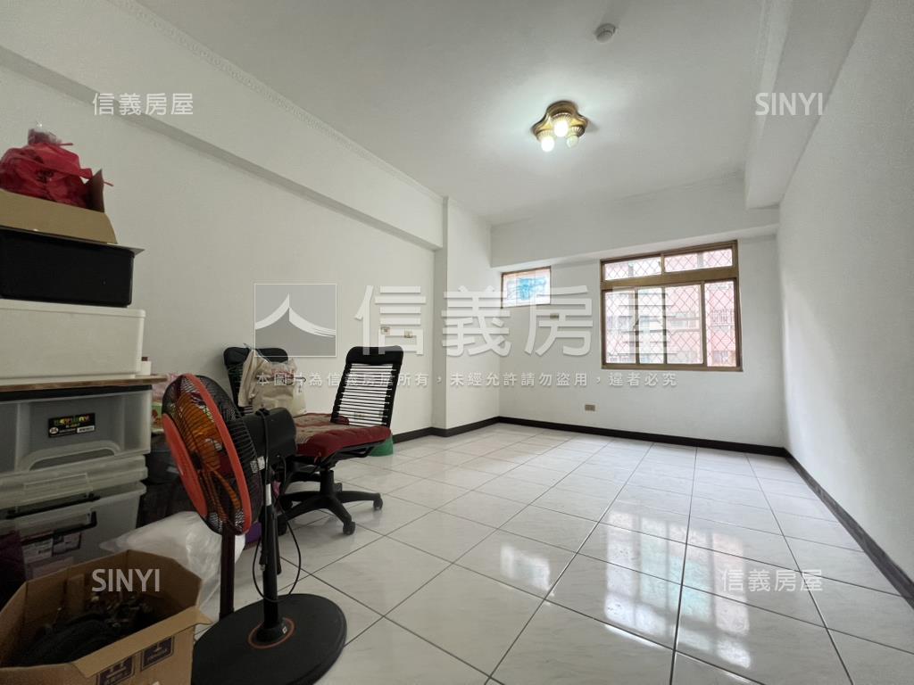 中國江山大氣磅礡房屋室內格局與周邊環境