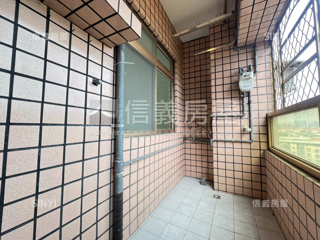 中國江山大氣磅礡房屋室內格局與周邊環境