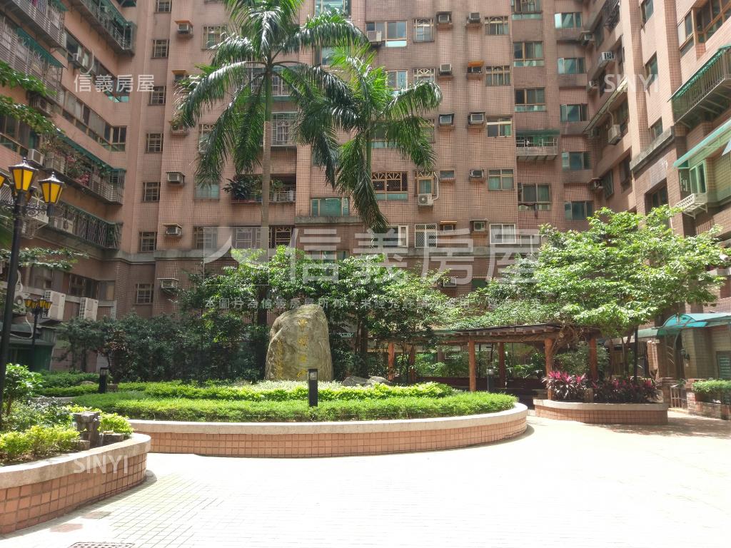 中國江山大氣磅礡房屋室內格局與周邊環境