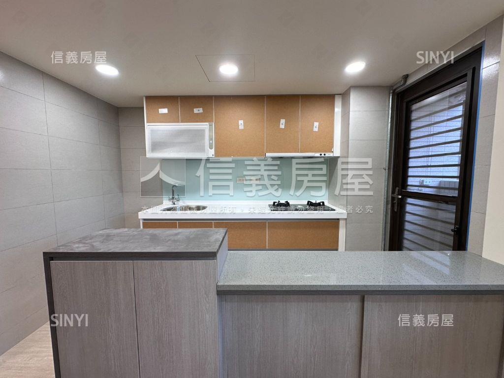 府中捷運新板樂睦美妝空間房屋室內格局與周邊環境