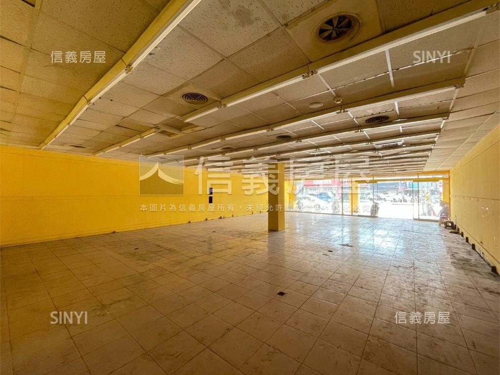 正中正南路約十七米寬店地房屋室內格局與周邊環境