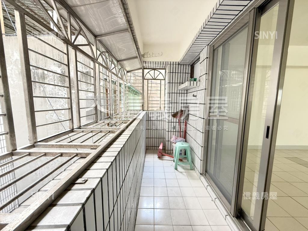 屋況好地點好金三房房屋室內格局與周邊環境