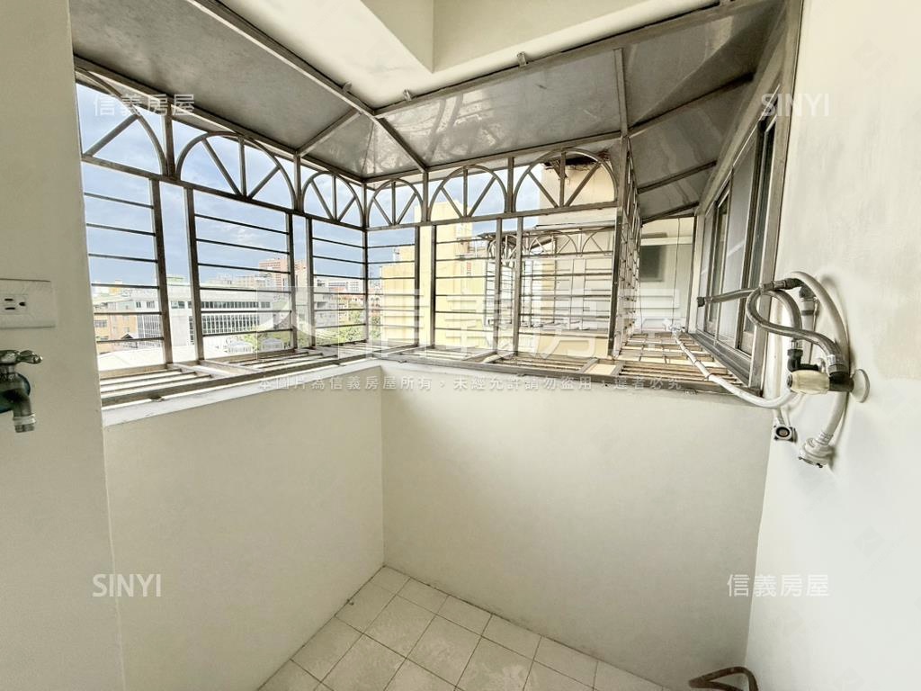 屋況好地點好金三房房屋室內格局與周邊環境