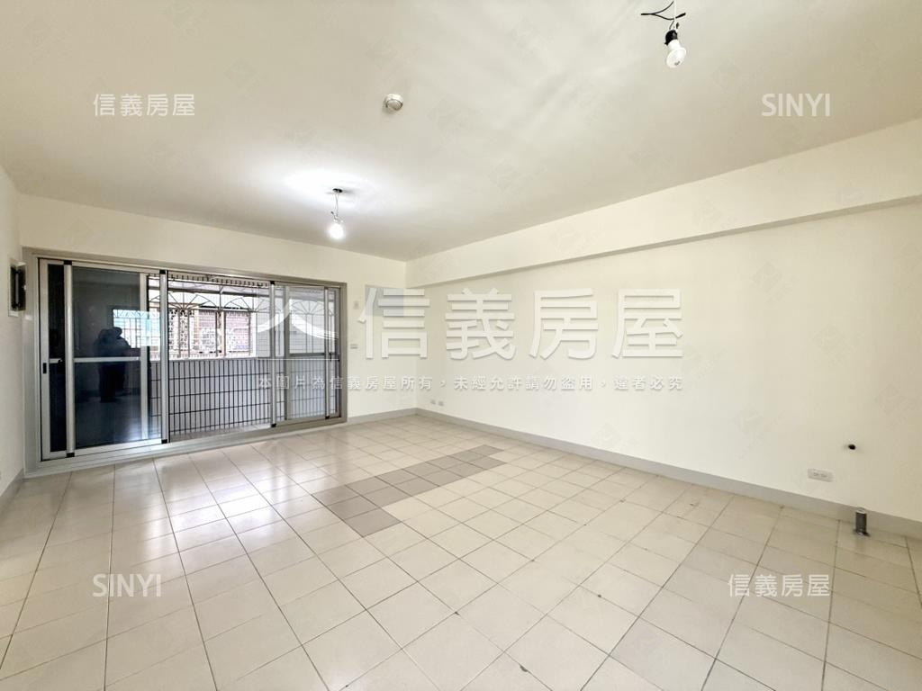 屋況好地點好金三房房屋室內格局與周邊環境