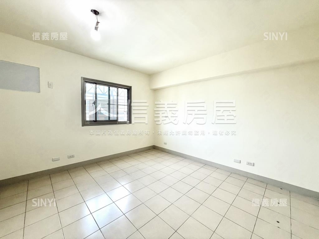 屋況好地點好金三房房屋室內格局與周邊環境