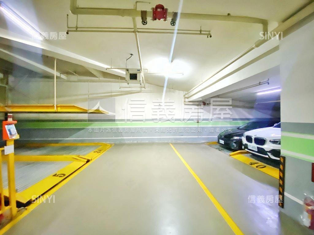 鄉林☆松江南京華爾街車位房屋室內格局與周邊環境