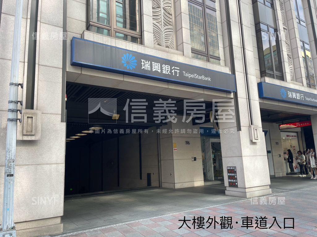 鄉林☆松江南京華爾街車位房屋室內格局與周邊環境