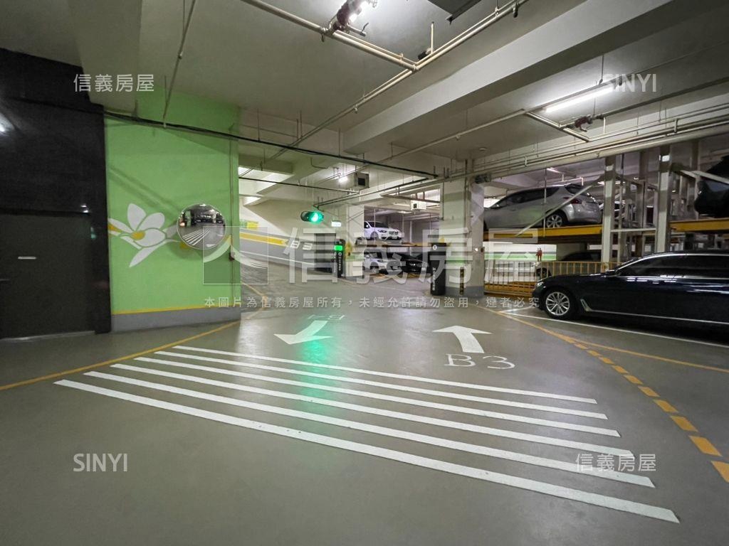 鄉林☆松江南京華爾街車位房屋室內格局與周邊環境