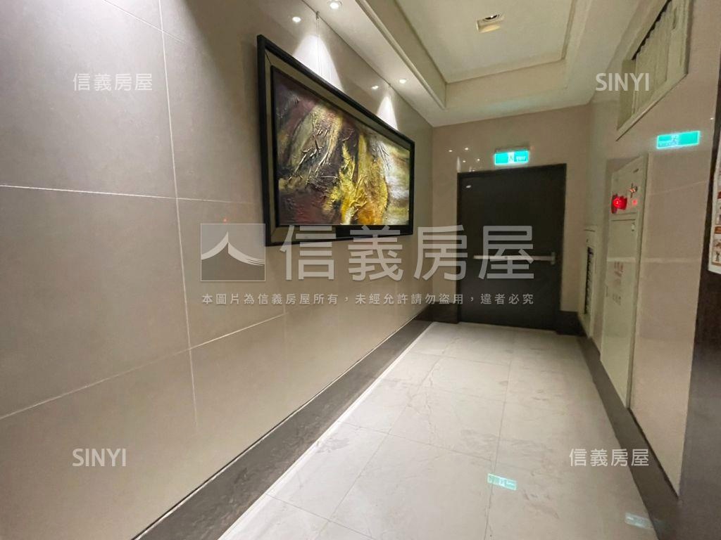 鄉林☆松江南京華爾街車位房屋室內格局與周邊環境