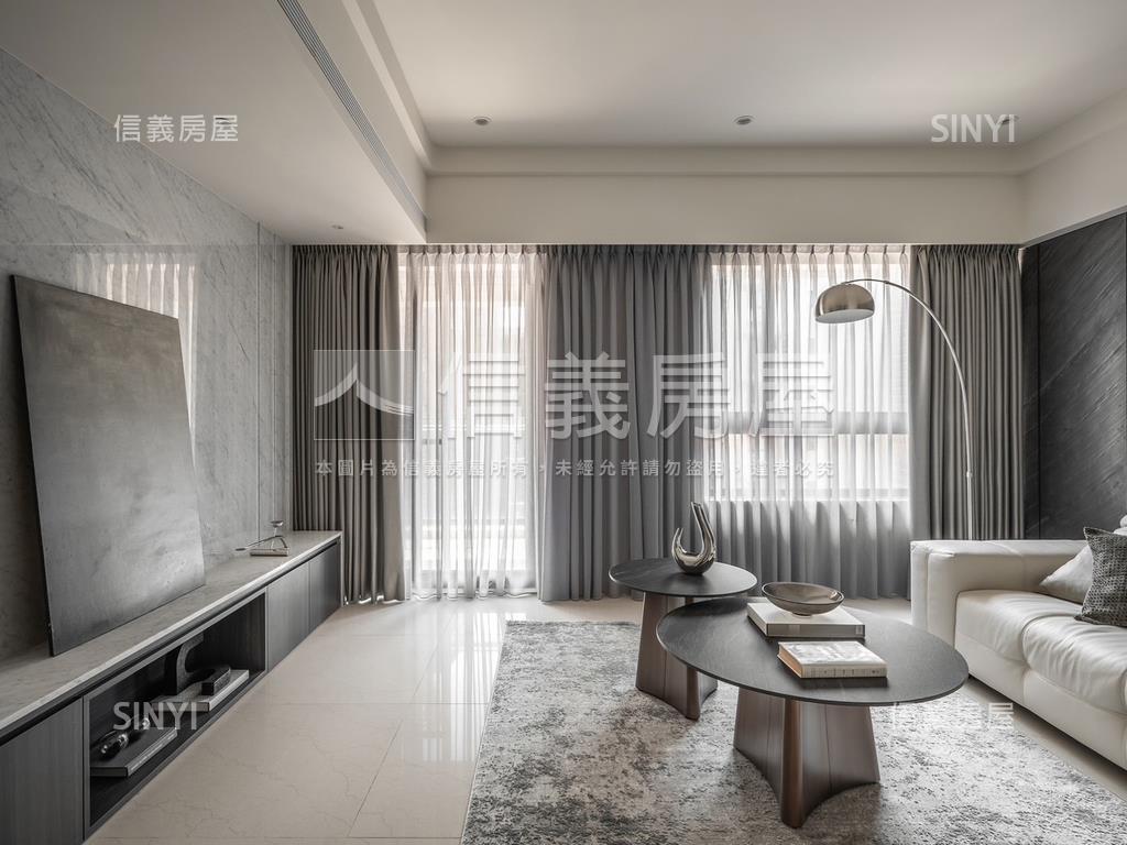 龍呈次頂樓獨戶景觀名邸房屋室內格局與周邊環境