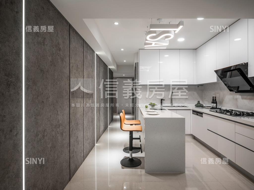 龍呈次頂樓獨戶景觀名邸房屋室內格局與周邊環境
