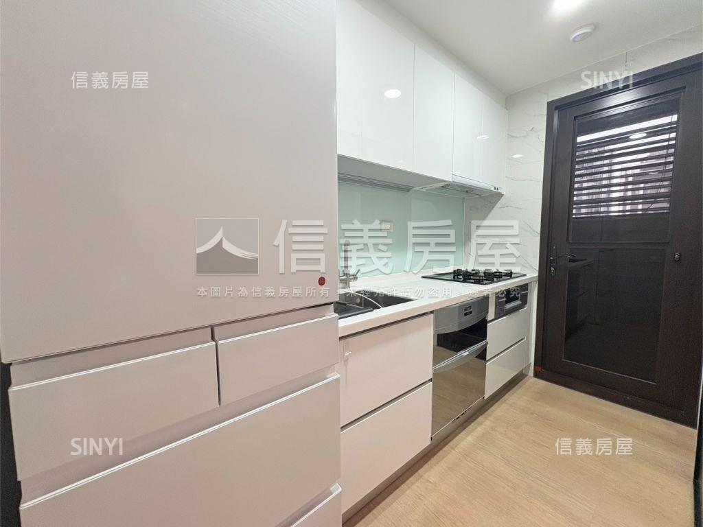 精裝國王之森發財樓房屋室內格局與周邊環境