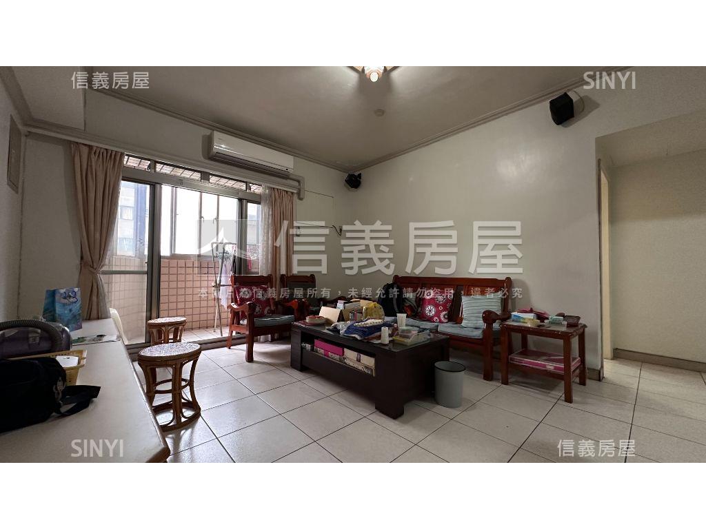 學成新都大兩房車位房屋室內格局與周邊環境