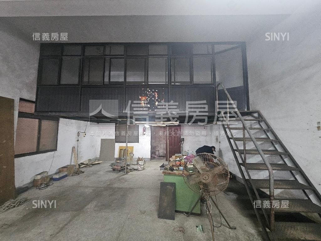 土城乙工大空間廠房房屋室內格局與周邊環境