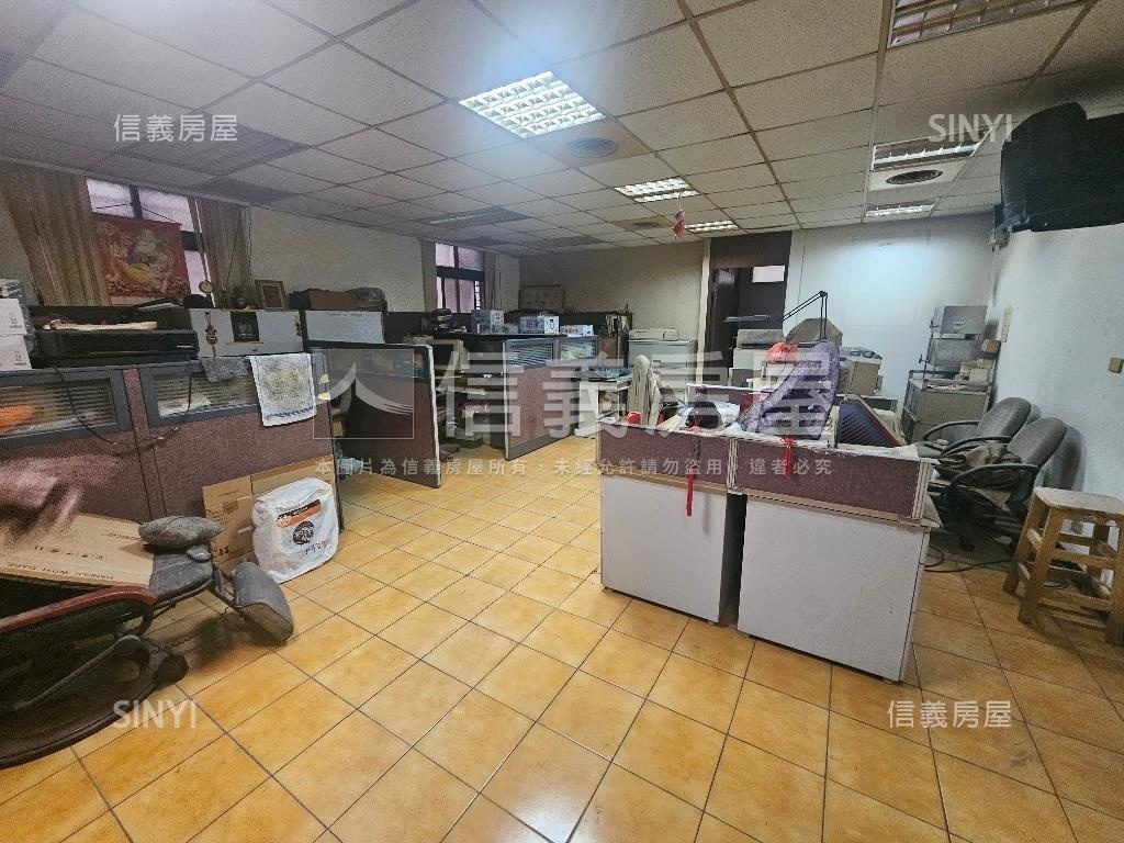 土城乙工大空間廠房房屋室內格局與周邊環境