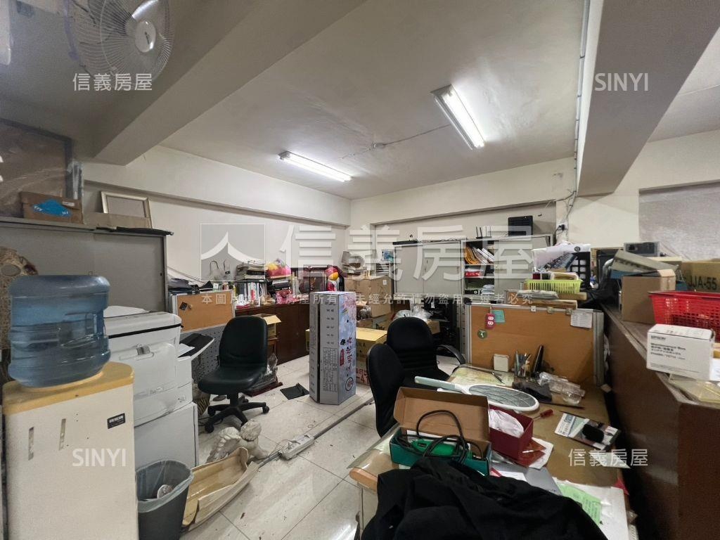 文橫二路多功能空間房屋室內格局與周邊環境
