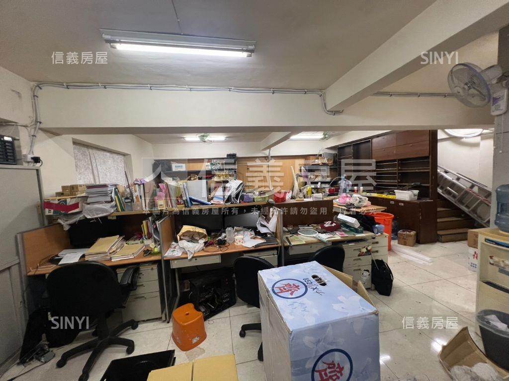 文橫二路多功能空間房屋室內格局與周邊環境