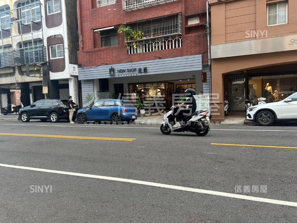 文橫二路多功能空間房屋室內格局與周邊環境