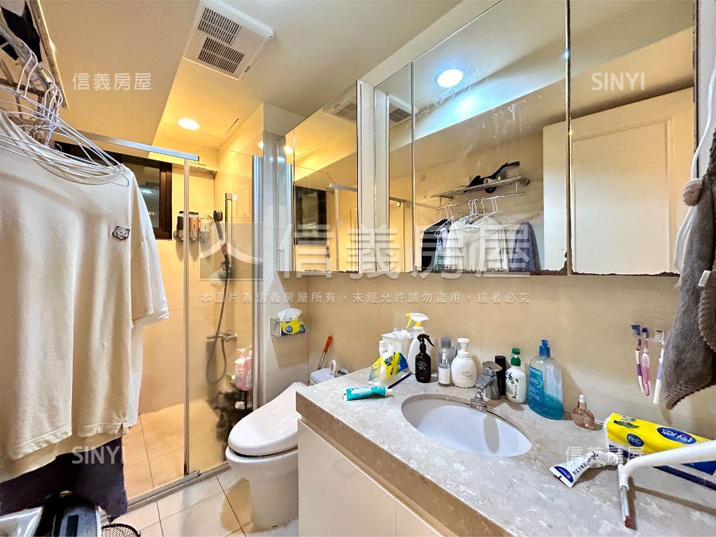 三輝高樓景觀四房車位房屋室內格局與周邊環境
