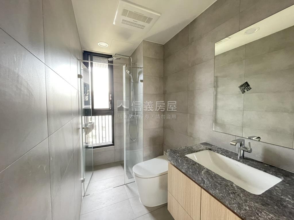 自有美三房房屋室內格局與周邊環境