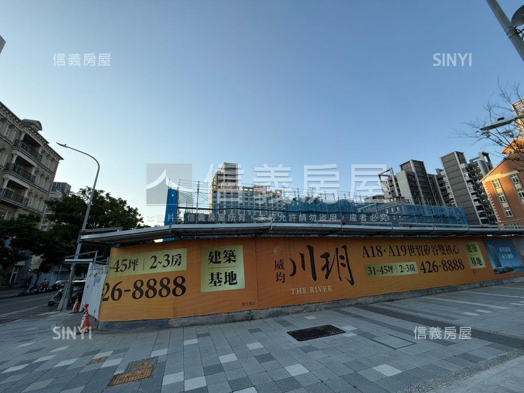 川玥河景三房車位房屋室內格局與周邊環境