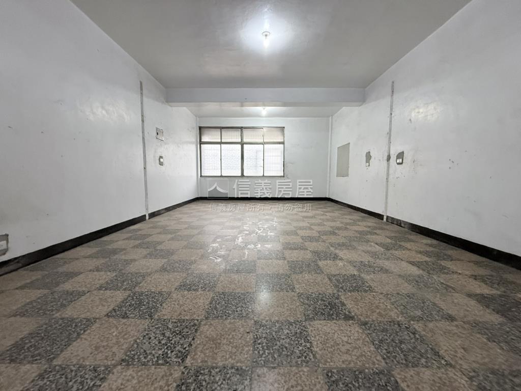 中壢國中門口透天店面房屋室內格局與周邊環境