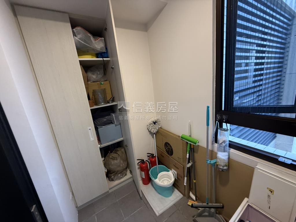 久樘香坡高樓四房雙車房屋室內格局與周邊環境