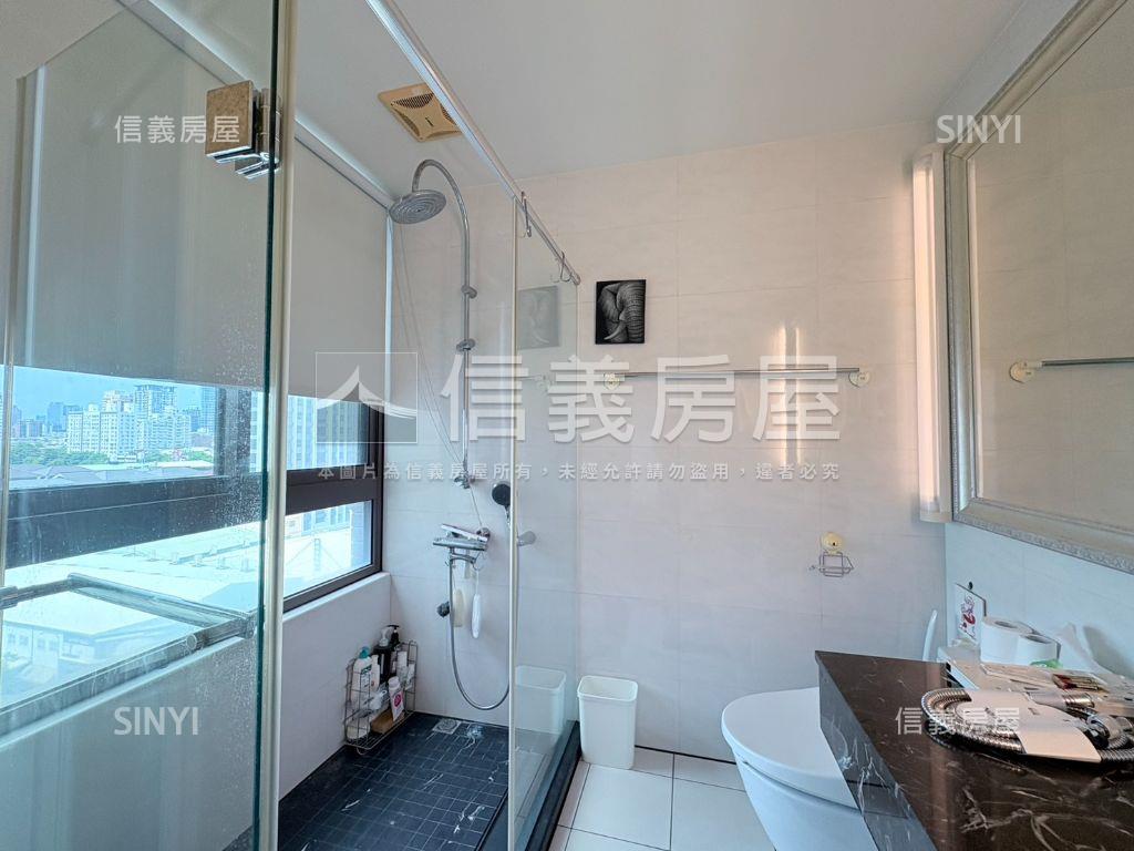 凱旋門雙主臥雙平車讚！房屋室內格局與周邊環境