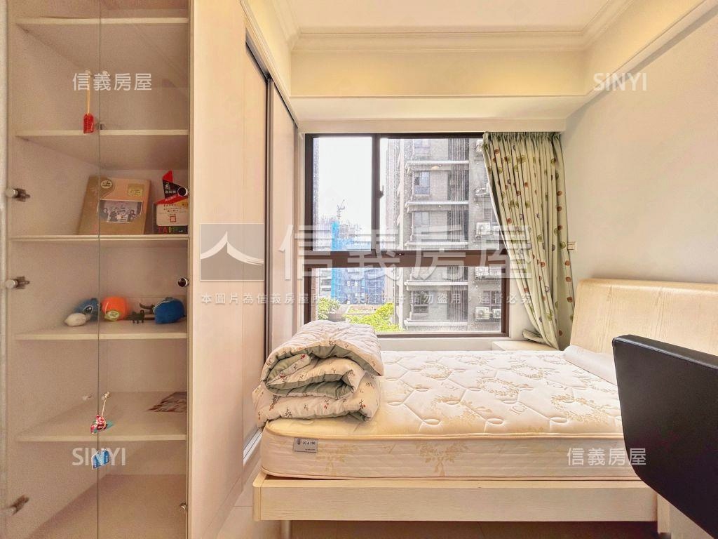 專任源峰寬庭綠意盎然美屋房屋室內格局與周邊環境