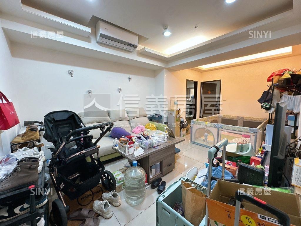 專任‧未來之都兩房車位房屋室內格局與周邊環境