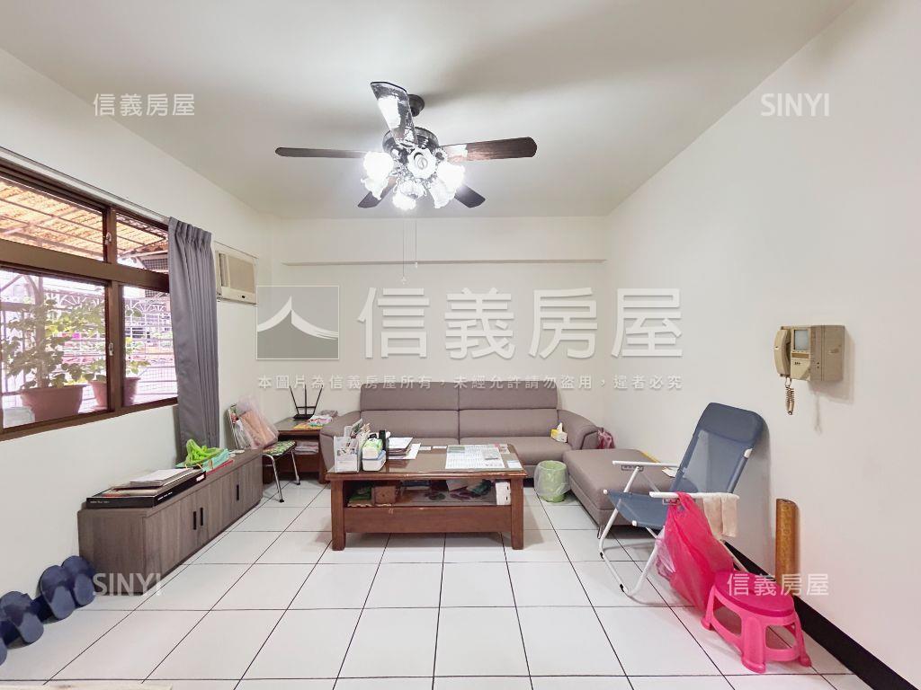 小坡邊間裝潢兩房房屋室內格局與周邊環境