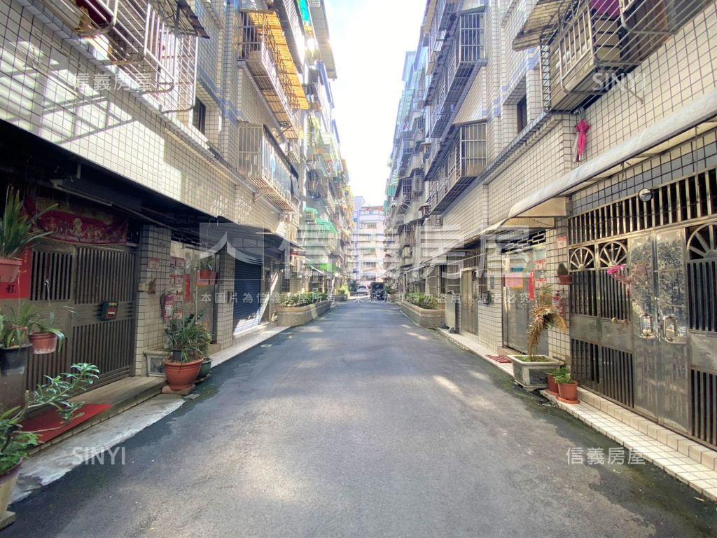 小坡邊間裝潢兩房房屋室內格局與周邊環境