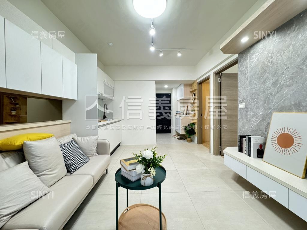 鹽埕愛河畔精裝２房美宅房屋室內格局與周邊環境