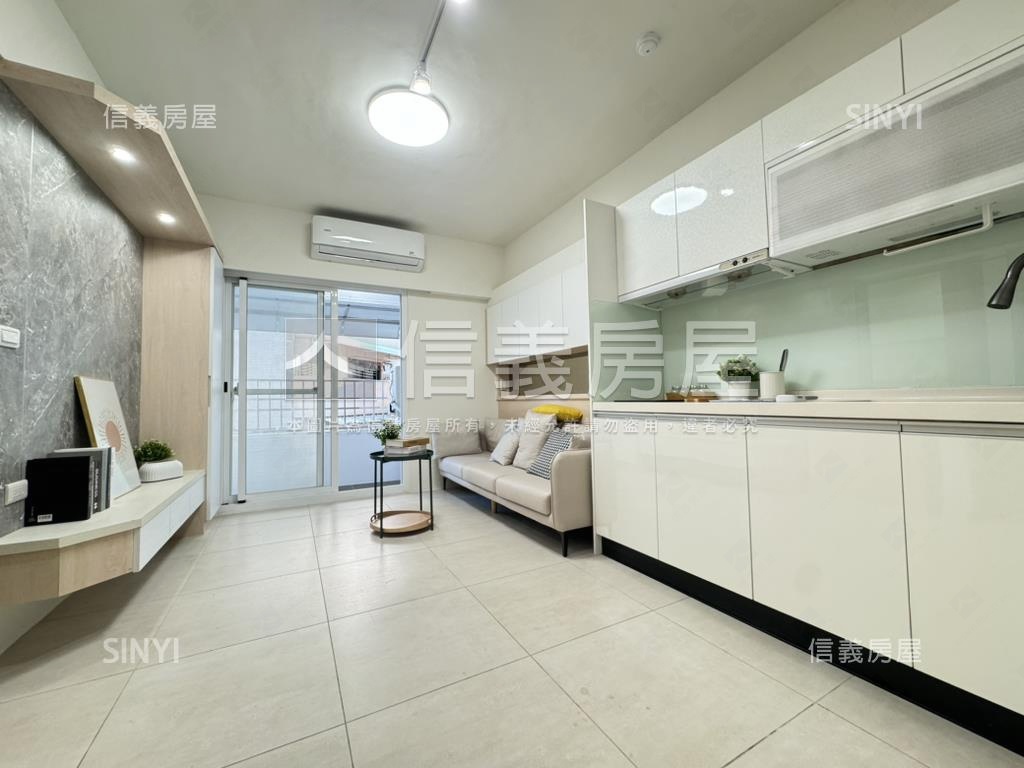 鹽埕愛河畔精裝２房美宅房屋室內格局與周邊環境