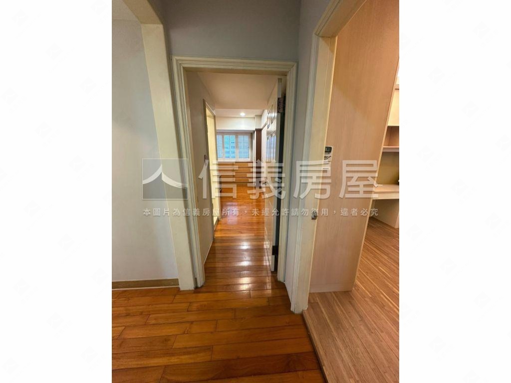 龍寶方圓裝潢屋房屋室內格局與周邊環境
