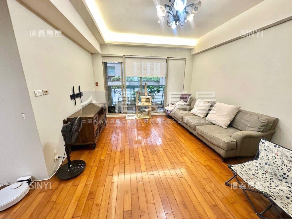 龍寶方圓裝潢屋房屋室內格局與周邊環境