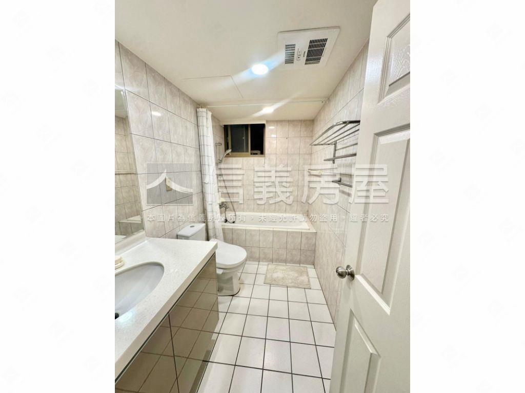 龍寶方圓裝潢屋房屋室內格局與周邊環境
