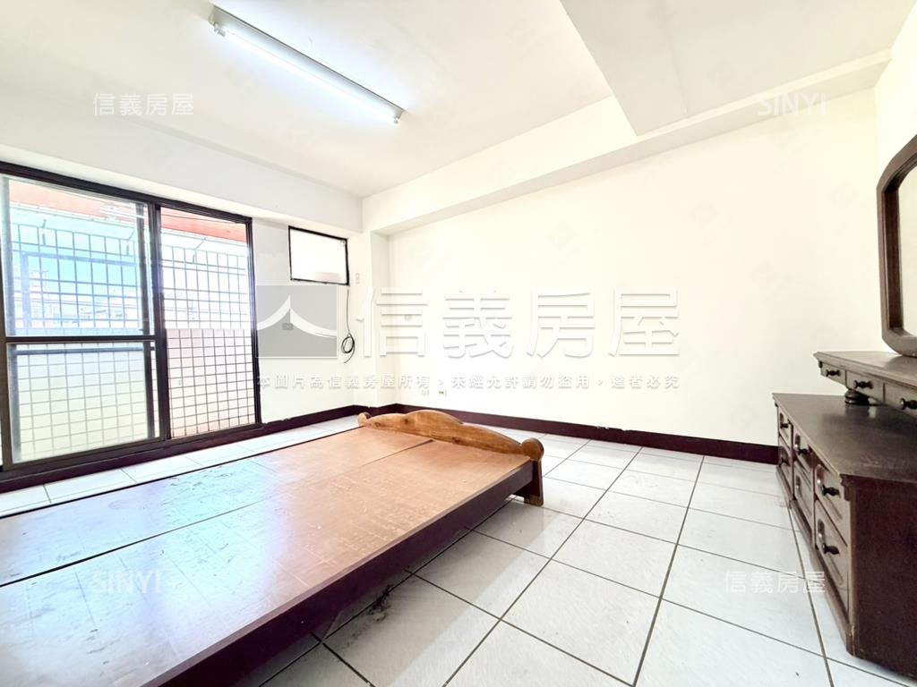 專任！水湳３房免千萬！房屋室內格局與周邊環境