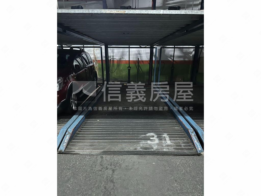 近中國醫＆一中三房車位房屋室內格局與周邊環境