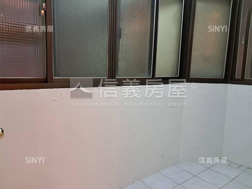 豐原中山路三房平面車位房屋室內格局與周邊環境
