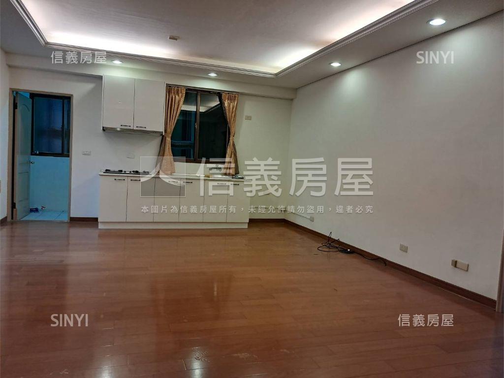 豐原中山路三房平面車位房屋室內格局與周邊環境