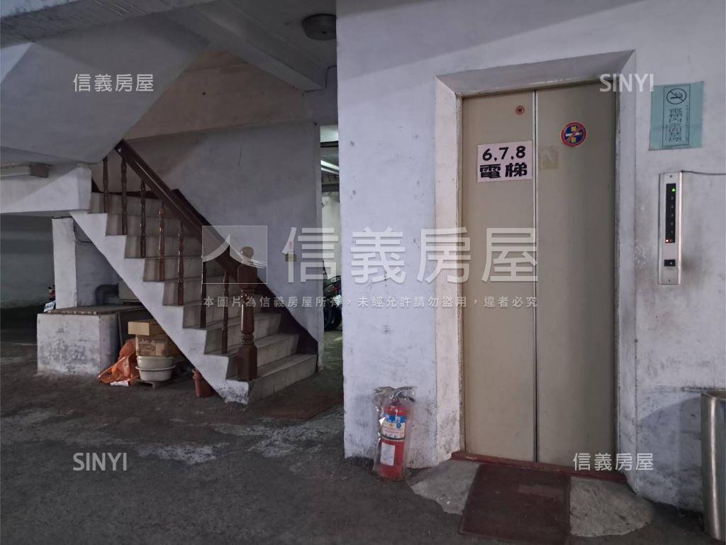 豐原中山路三房平面車位房屋室內格局與周邊環境